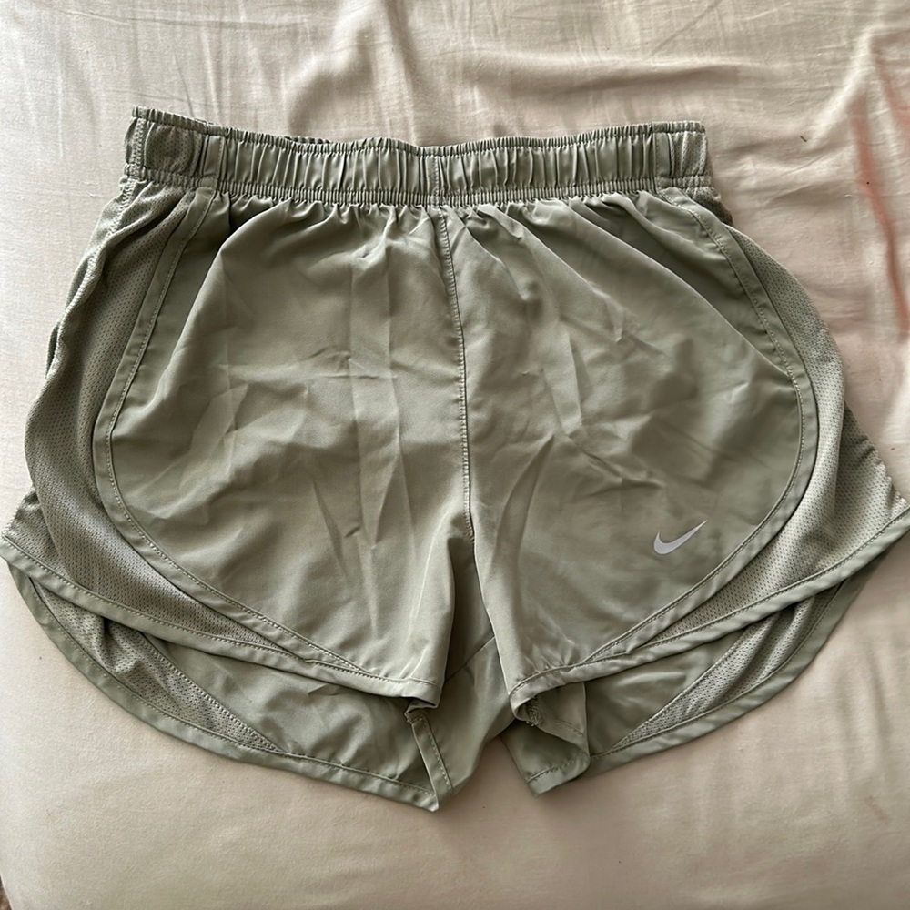 Nike tempo shorts